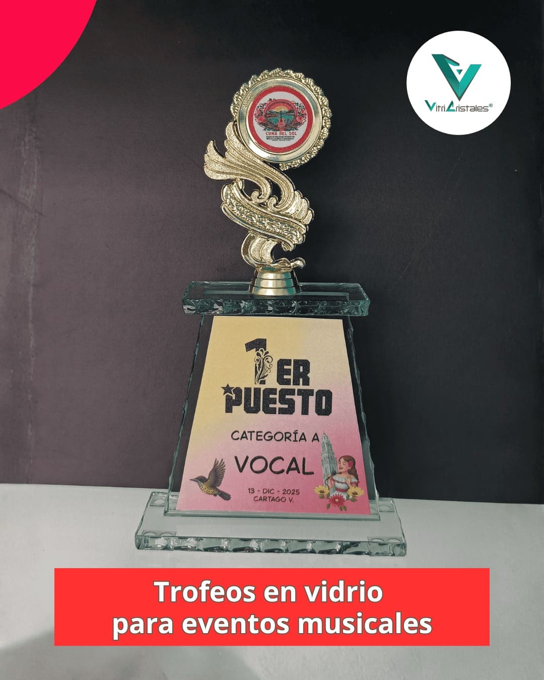 Trofeos en vidrio personalizados