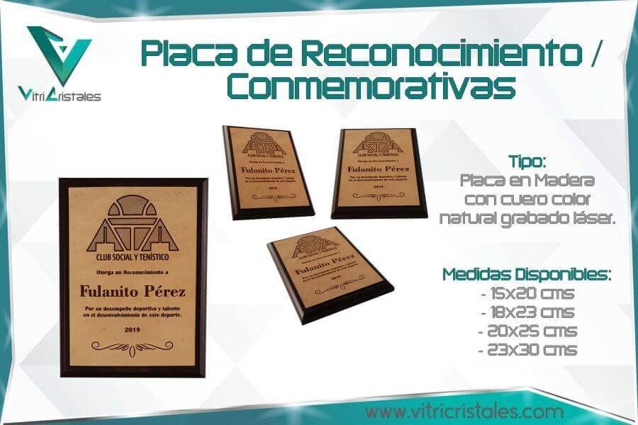 placa de reconocimiento en madera con cuero color natural grabado laser